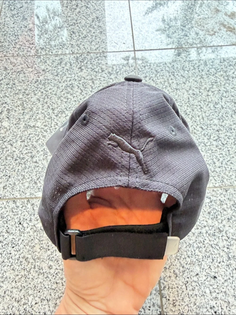 Puma kids Black Cap with Iridescent Logo